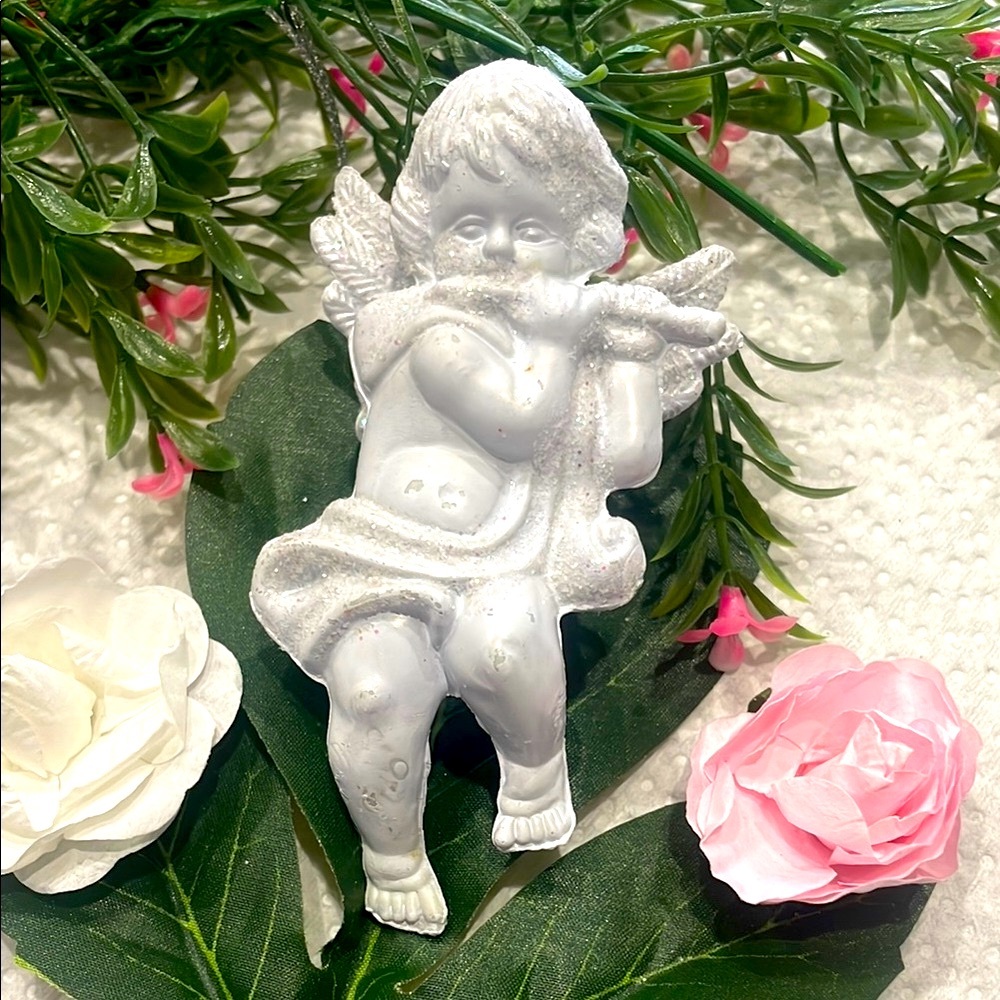 White Angel Cherub Figurine Flute Sparkling Christmas Ornament 4.25”